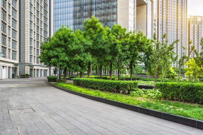 Commercial Landscape Maintenance in Ventura County, CA