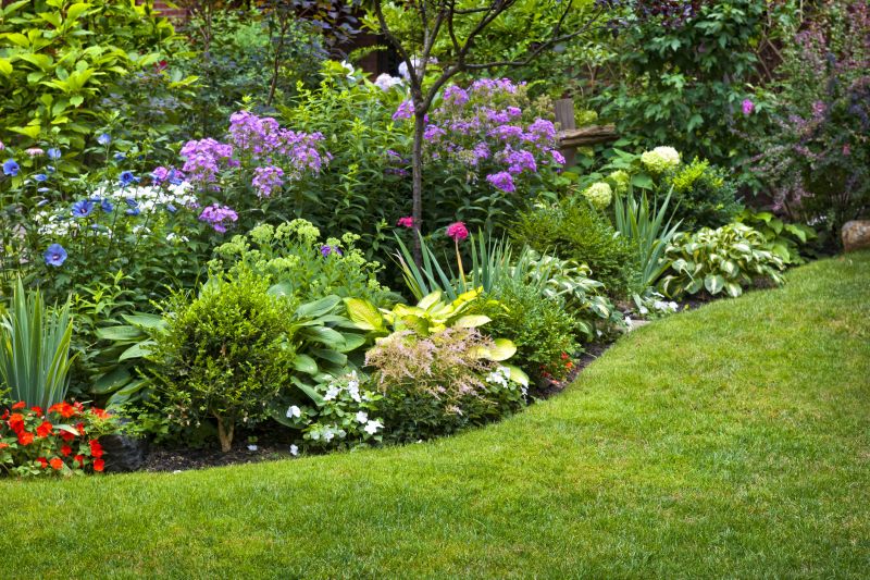 Flower Bed Cleanup Service in Honolulu, HI
